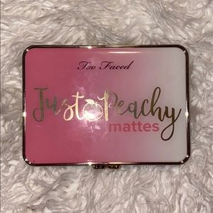 Too Faced Just Peachy Palette